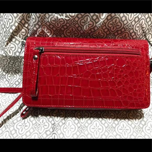 Buxton Handbags - Red Crossbody Purse